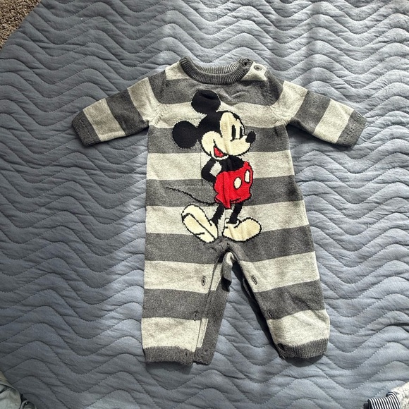 Baby Gap Bundle - Picture 3 of 6